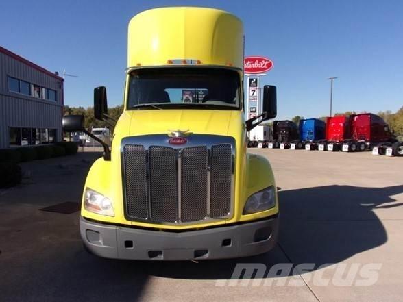 Peterbilt 579 Vilcēji