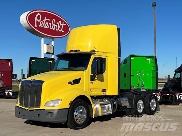 Peterbilt 579 Vilcēji