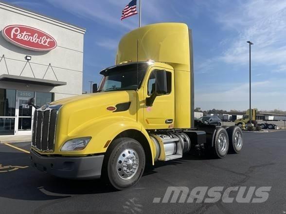 Peterbilt 579 Vilcēji