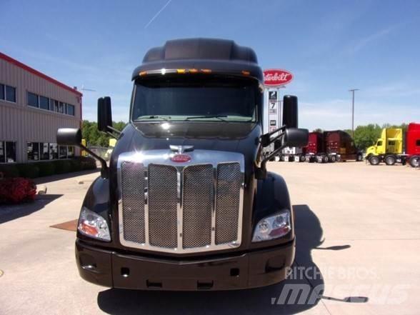 Peterbilt 579 Vilcēji