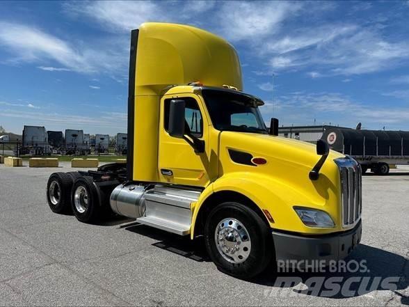 Peterbilt 579 Vilcēji