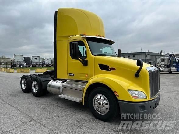 Peterbilt 579 Vilcēji