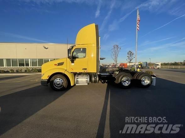 Peterbilt 579 Vilcēji