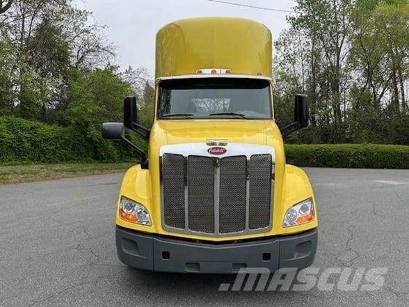 Peterbilt 579 Vilcēji