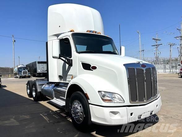 Peterbilt 579 Vilcēji