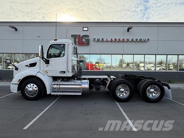 Peterbilt 579 Vilcēji