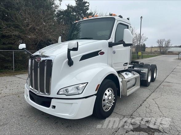 Peterbilt 579 Vilcēji