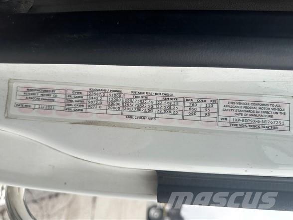 Peterbilt 579 Vilcēji