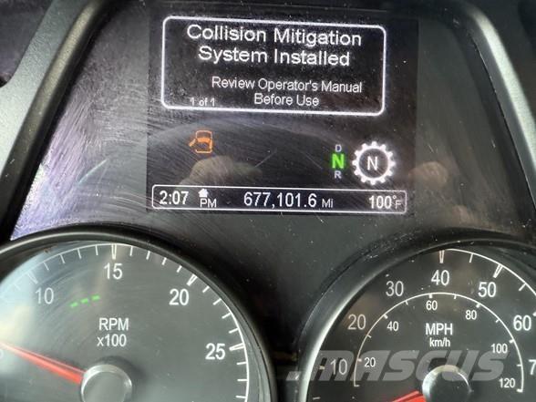 Peterbilt 579 Vilcēji