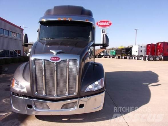 Peterbilt 579 Vilcēji