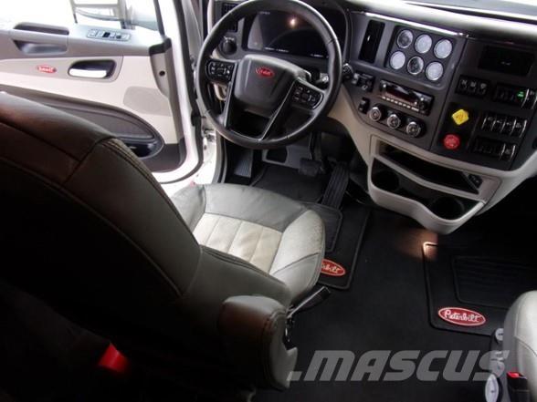 Peterbilt 579 Vilcēji