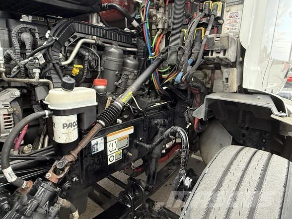 Peterbilt 579 Vilcēji