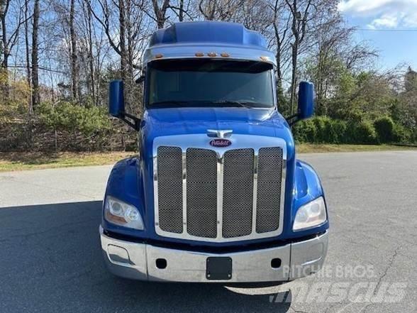 Peterbilt 579 Vilcēji