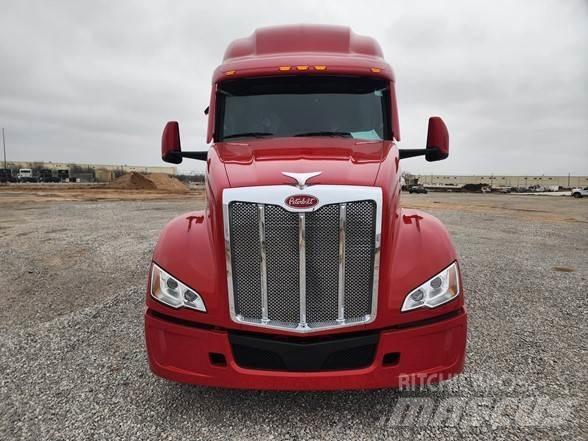 Peterbilt 579 Vilcēji