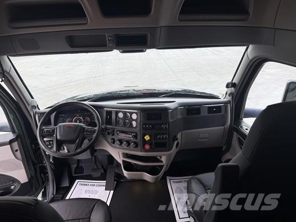 Peterbilt 579 Vilcēji