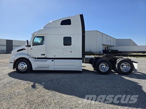 Peterbilt 579 Vilcēji