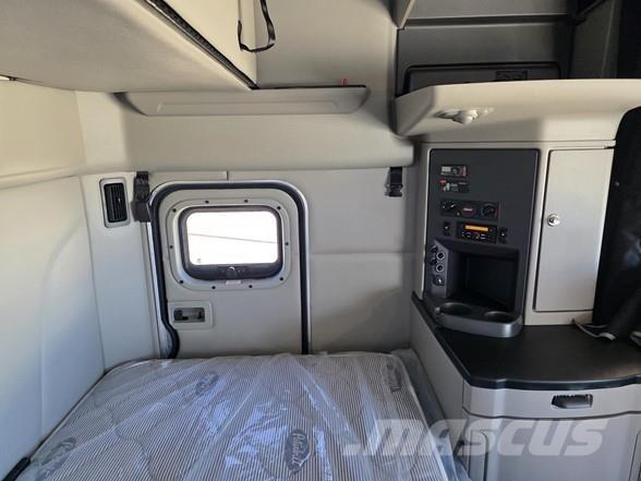 Peterbilt 579 Vilcēji