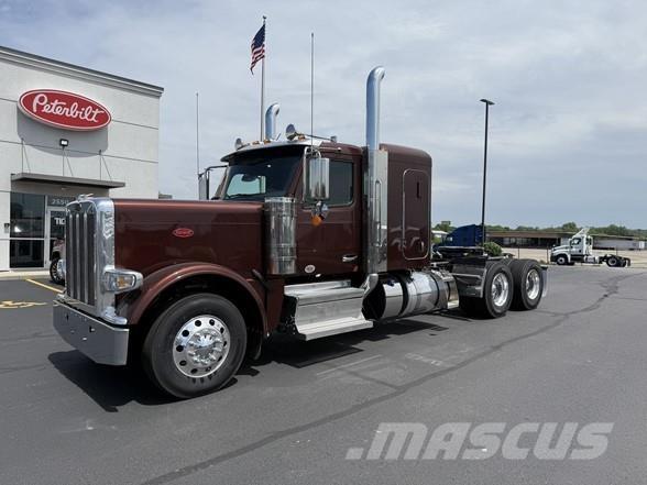 Peterbilt 589 Vilcēji