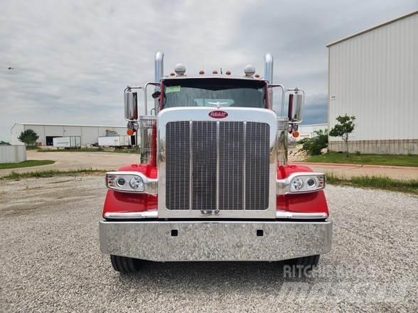 Peterbilt 589 Vilcēji
