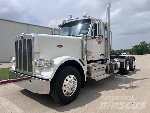 Peterbilt 589 Vilcēji