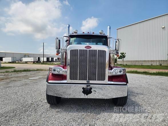 Peterbilt 589 Vilcēji