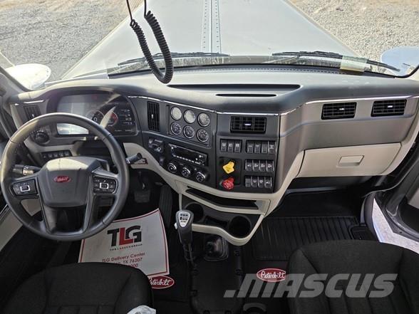 Peterbilt 589 Vilcēji