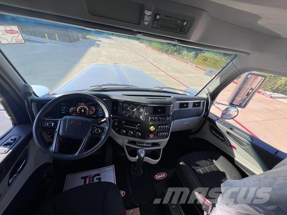 Peterbilt 589 Vilcēji