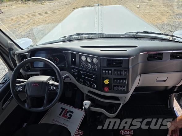 Peterbilt 589 Vilcēji