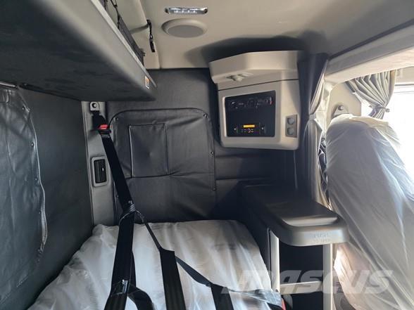 Peterbilt 589 Vilcēji