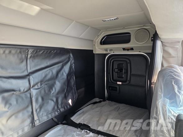 Peterbilt 589 Vilcēji