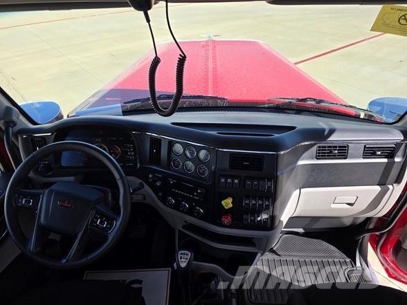 Peterbilt 589 Vilcēji