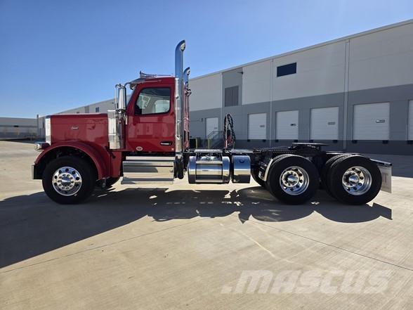 Peterbilt 589 Vilcēji