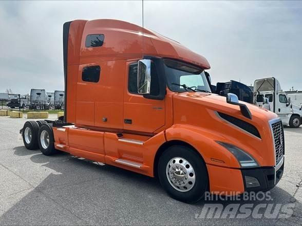 Volvo VNL42T760 Vilcēji