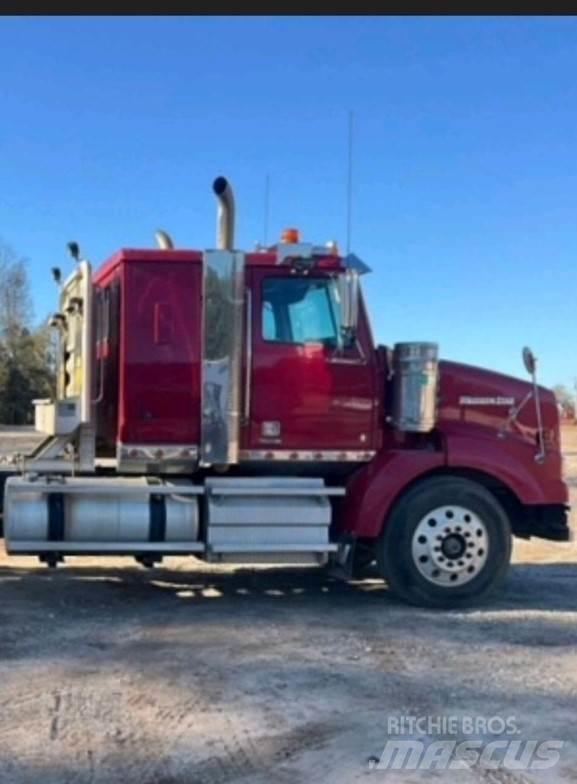 Western Star 4900 Vilcēji