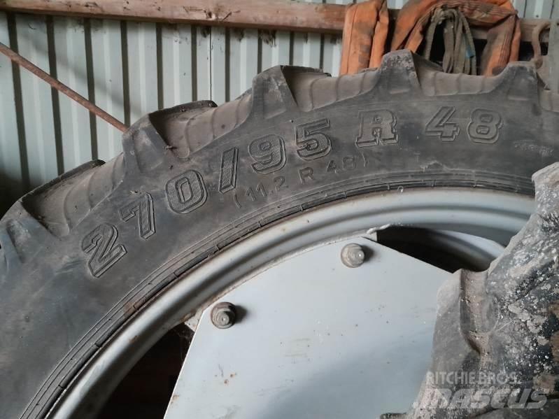  - - -  270/95R48 Riepas, riteņi un diski
