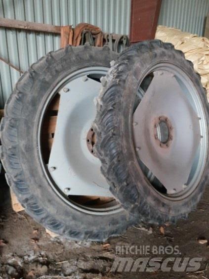  - - -  270/95R48 Riepas, riteņi un diski
