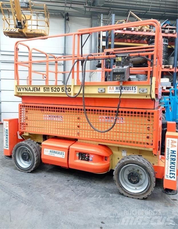 JLG 4069 Šķerveida pacēlāji