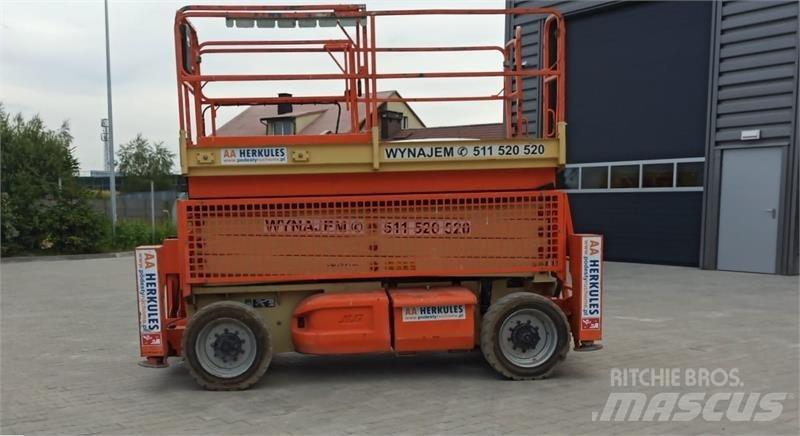 JLG 4069 Šķerveida pacēlāji