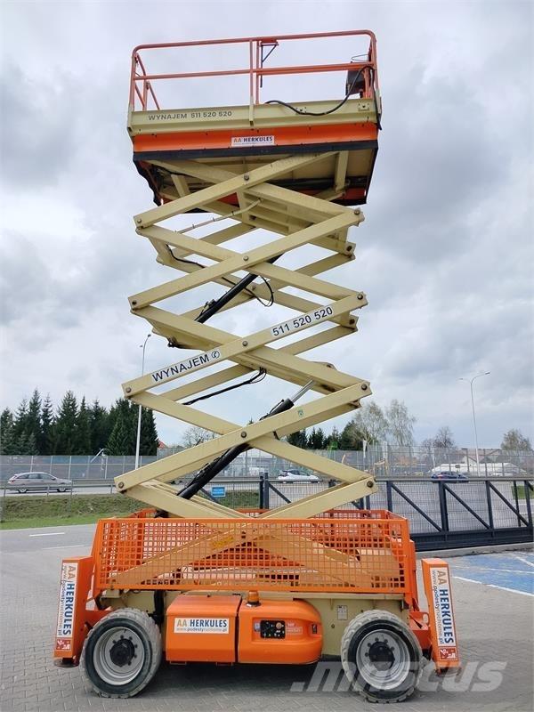 JLG 4069 Šķerveida pacēlāji