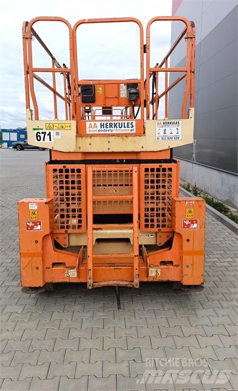 JLG 4069 Šķerveida pacēlāji