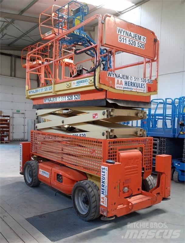 JLG 4069 Šķerveida pacēlāji