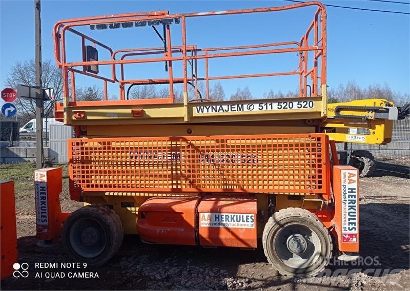 JLG 4069 Šķerveida pacēlāji
