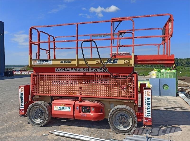 JLG 4069 Šķerveida pacēlāji