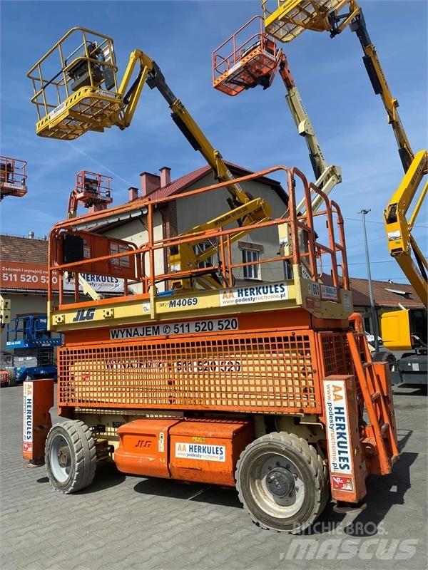 JLG 4069 Šķerveida pacēlāji