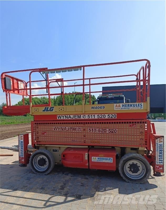 JLG 4069 Šķerveida pacēlāji