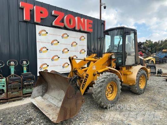 JCB 408 à 14500 € HT Iekrāvēji uz riteņiem