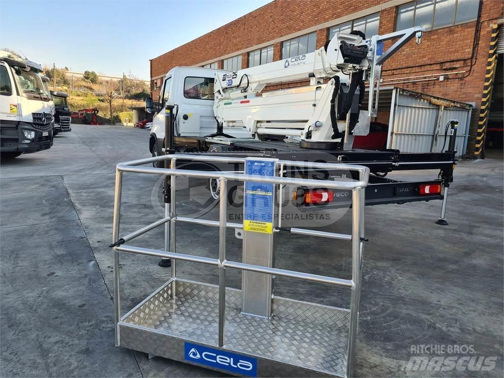 Cela DT Truck 25 Pacēlāji uz automašīnas bāzes