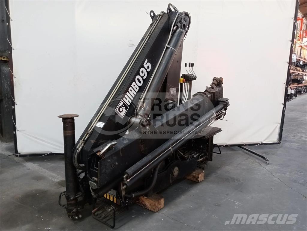 Hiab 095-3 Iekrāvēju krāni