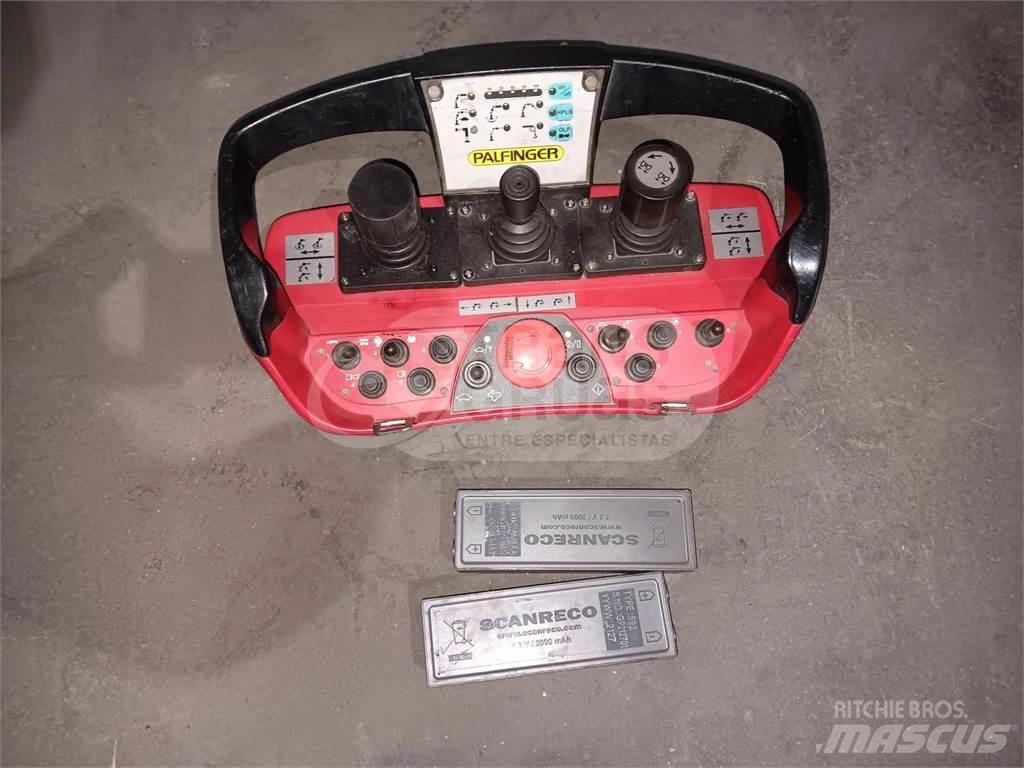 Palfinger PK 36002 Iekrāvēju krāni