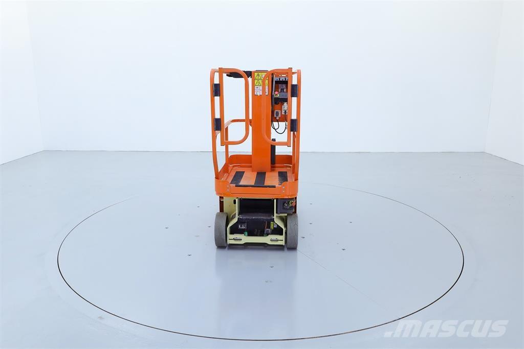 JLG 1230ES Vertikālie pacēlāji